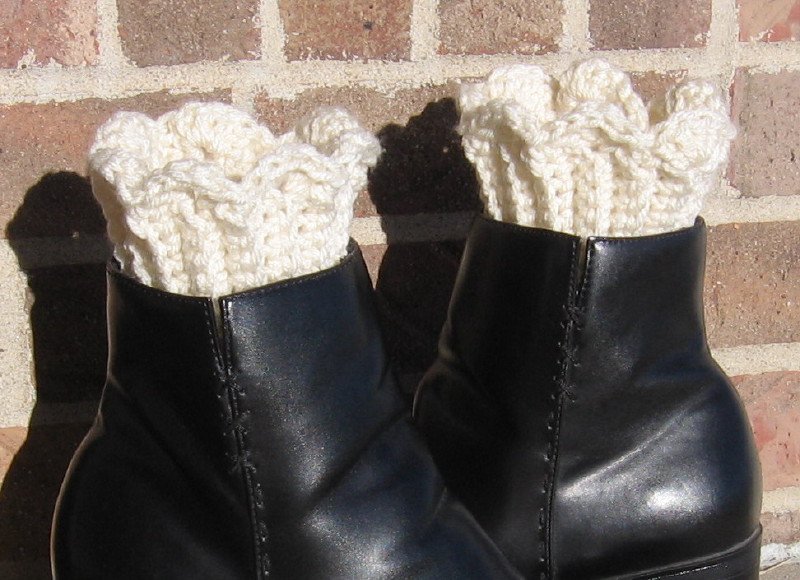 Crochet Boot Cuffs Scallop Edge Handmade Waffle CB1 Ivory