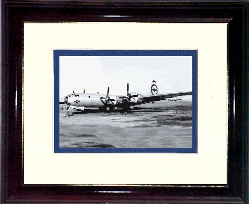 ENOLA GAY #A512
