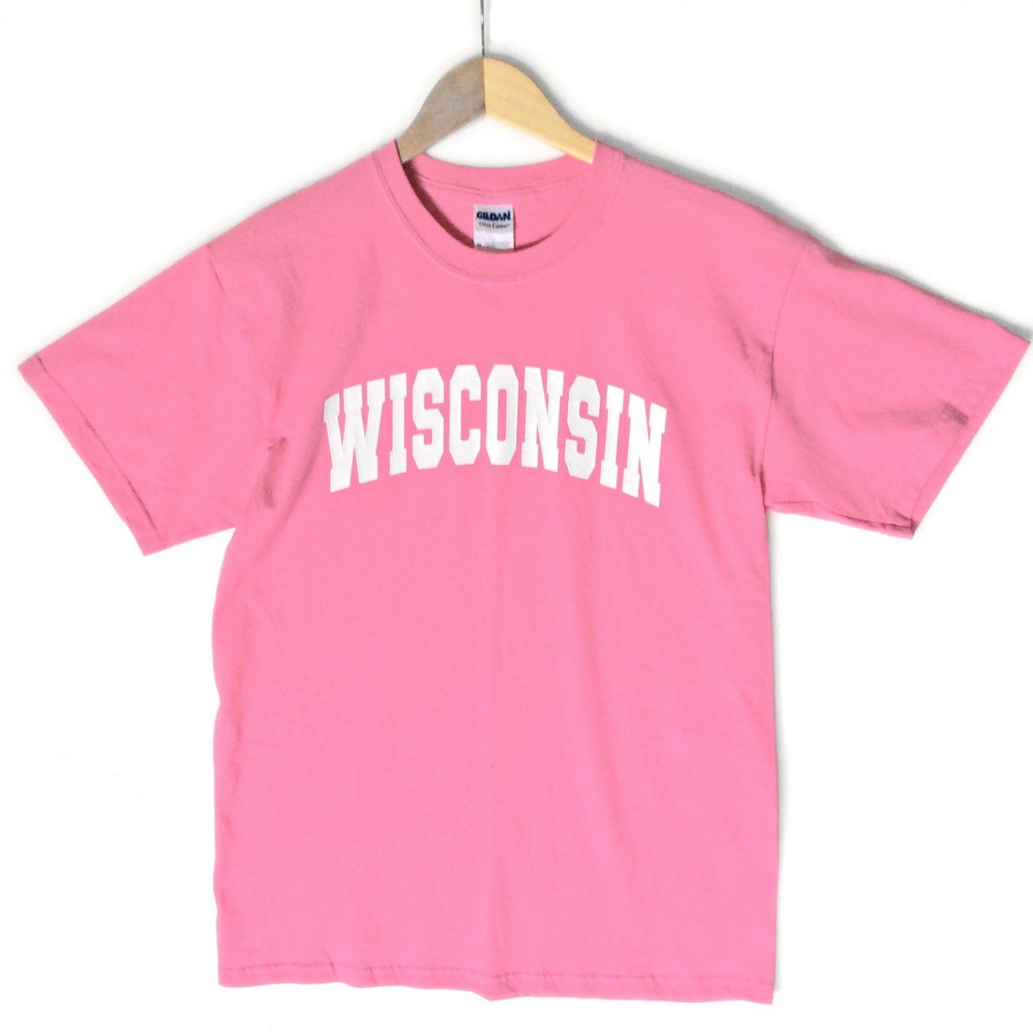 State of Wisconsin College Letter T-shirt Tee Pink Women's Size Medium (M) New