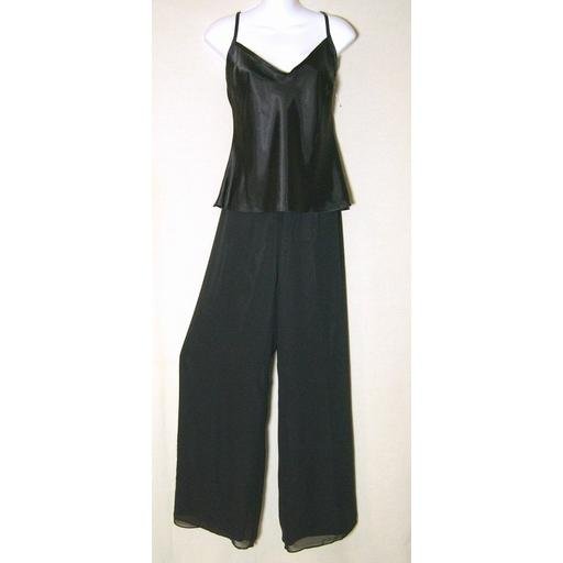 Romantic JESSICA HOWARD Black Pants Outfit- 12/ 14