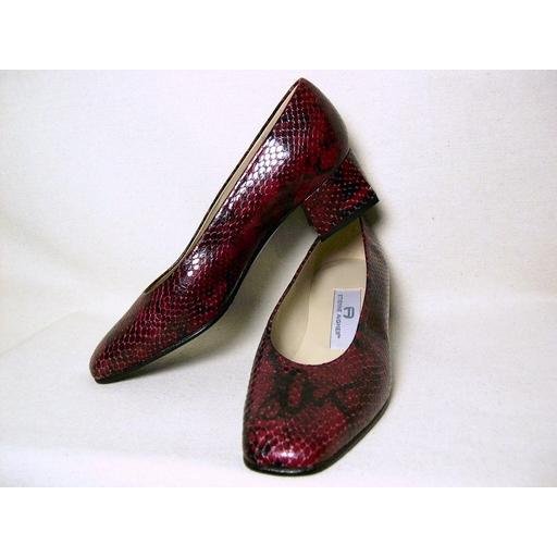 NEW ETIENNE AIGNER Snakeskin Pattern Leather Pumps- 6M