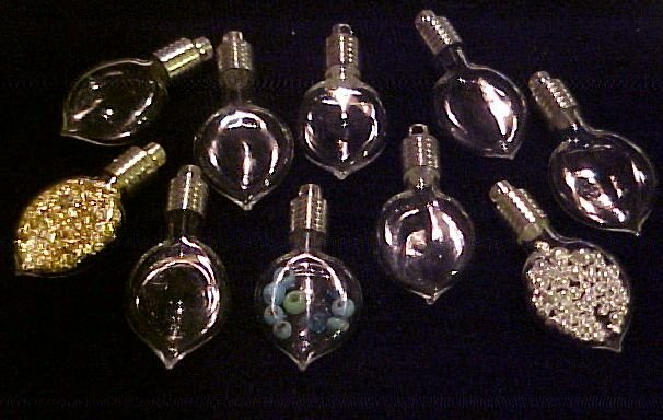 10 lot GLASS HEART TEARDROP PENDANTS~CHARMS ~FREE GOLD~