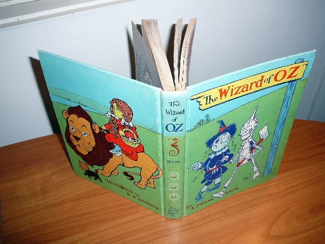 The Wizard of Oz. Blue color edition by Reilly & Lee.