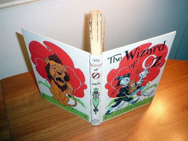 The Wizard of Oz - White edition series from 1964-65. Reilly & Lee
