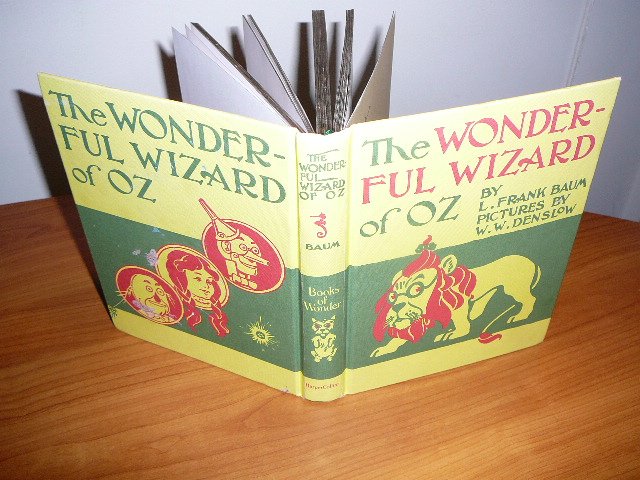 The Wonderful Wizard of Oz - replica of original - Books of Wonder