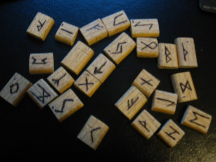 General Info Rune Reading