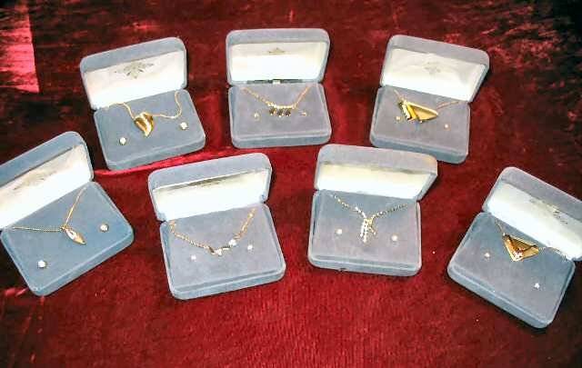 Vintage Costume Gold Necklace Diamond Earrings & Pearls