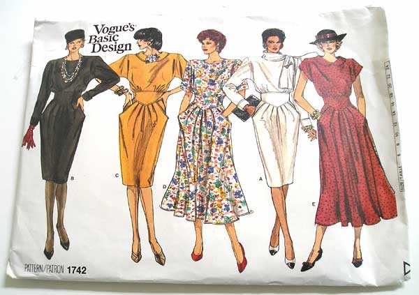 5 Versions of the same Dress in One Vogue Sewing Pattern 1742 Sizes 6-8-10 - New