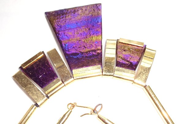 Vintage Necklace Hawai Lava Jewelry, 1980 purple pink lava stone, very unique