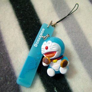 Doraemon/DingDang Dorayaki Flashing Light Cell Phone Charm
