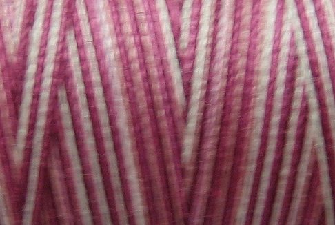 M1 Strawberry Cream 35wt 500m Valdani Variegated Cotton Quilting Thread q1