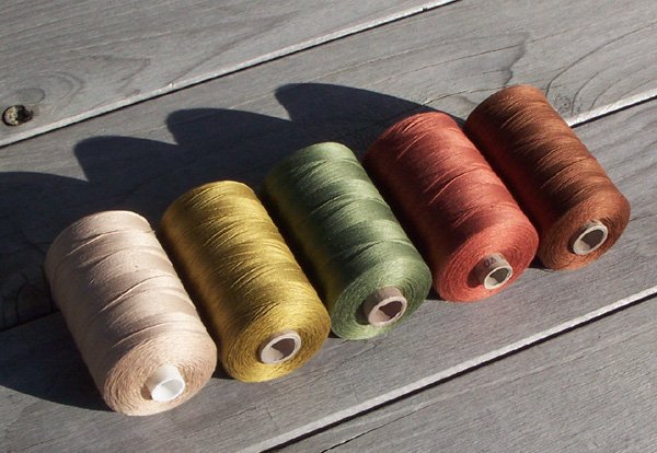 Sole di Toscana collection all purpose Valdani sewing thread q3
