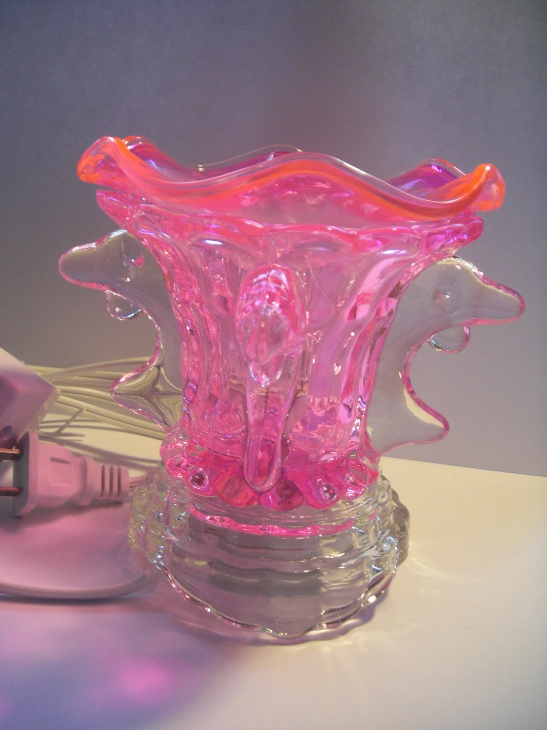 Pink Dolphin Crystal ELECTRIC OIL WARMER
