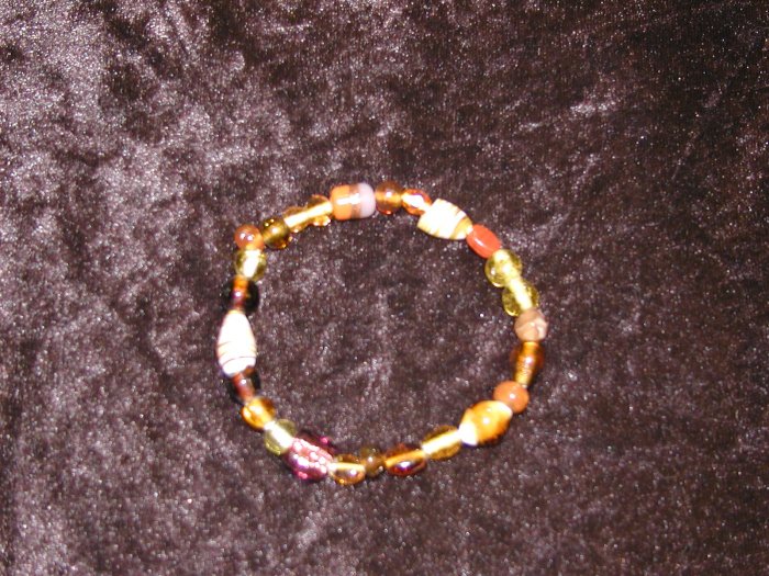 Bronze Glass Bead Bracelet: Non-Stretch