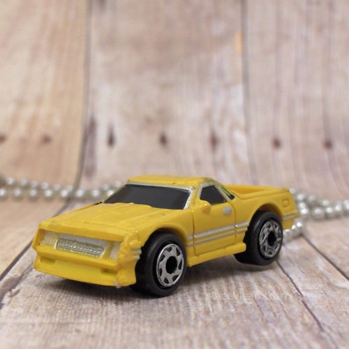 Chevy El Camino : Necklace