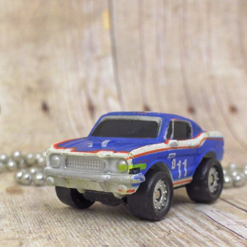 Ford Mustang : Necklace