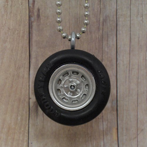 Hot Rod Custom Rim - Wheel Necklace