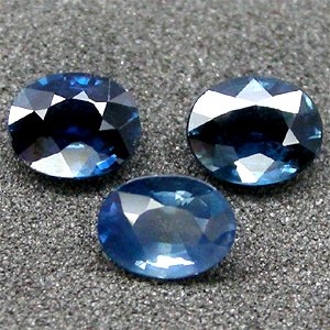 1.22 Ct.BEAUTIFUL! Oval Natural Blue Sapphire UnHeated 3Pcs.