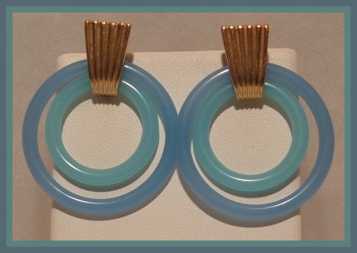BLUE ACRYLIC DOUBLE HOOP DANGLE CLIP-ON EARRINGS NOS