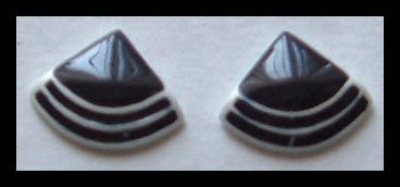 BLACK & WHITE ENAMELED HUGGIE PIERCED EARRINGS .75" NOS VINTAGE 80s