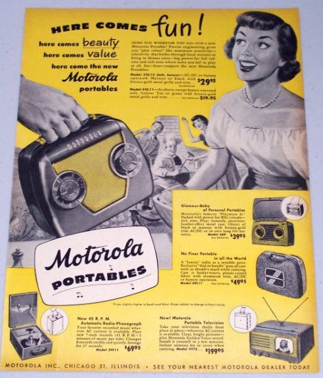 1949 Motorola Portables Model 59L12 Radio Electronic Vintage Print Ad