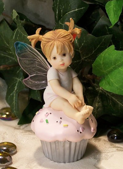 Kitchen Fairy on Cupcake
