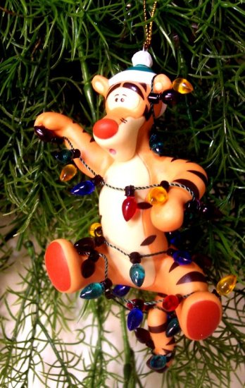 Disney Trimming The Tree Tigger Ornament