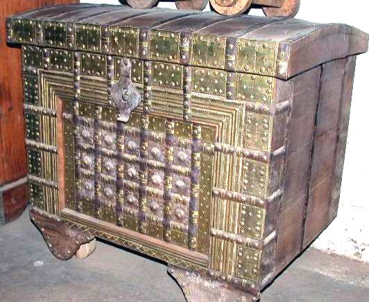 Baul colonial Antiguo