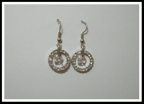 E47 Elegant Twine Circle Earrings With Rhinestone