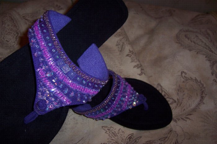 Shades of Purple Sequin Thong Sandals Size 8