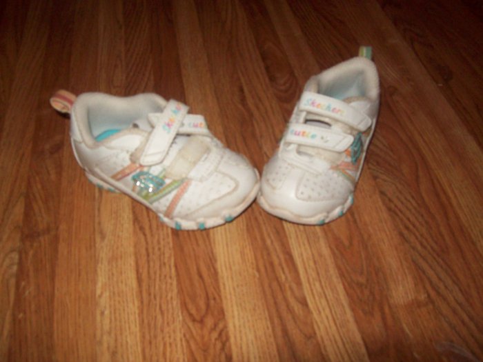 Sketchers Cutie Little Girl Raibow Shoes Size 4 UK FREE SHIPPING