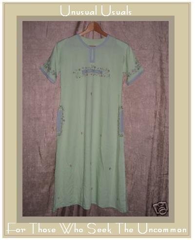 Fabulous Vintage Tunic Dress w Floral Embroidery 60's M