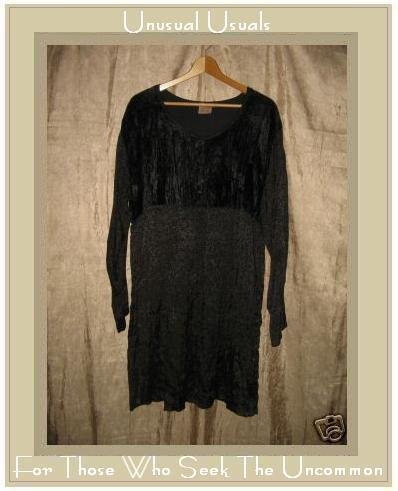 Parsely & Sage Boutique Black Floral Velvet Babydoll Dress Medium M