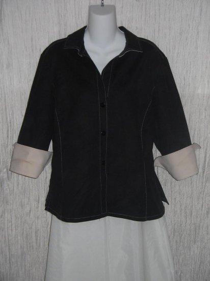 Linda Allard ELLEN TRACY Black & White Shapely Button Jacket Size 16
