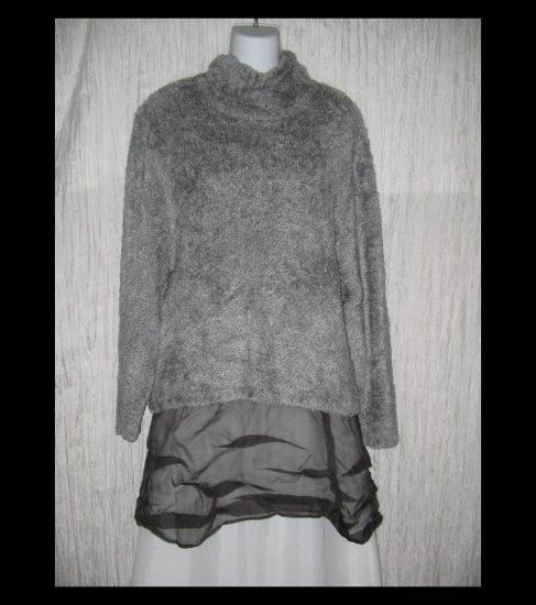 Kiko Soft Furry Gray Knit Turtleneck Tunic Sweater Medium Petite MP