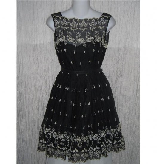Vintage Black Embroidered Shapely Belted Dress 50's Small S