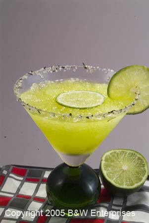 Martini Margarita 2 Glass Emerald Green Unique Designer Style Barware Glassware NEW
