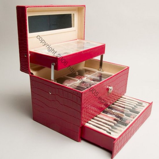 "Red" Markwins 34 Piece Ladies Makeup Kit Traincase Mirror Lip Stick Gloss Blush Brushes NEW