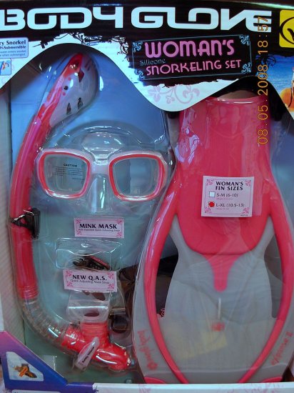 1 LEFT - Body Glove size L - XL Ladies PINK Adult Snorkel Set Mask Fin Bag Professional Silicon NIB