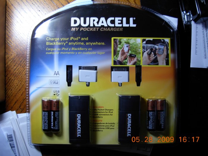 2 Duracell My Pocket Chargers for IPod and BlackBerry 2 Pack NEW In Package Free Shipping
