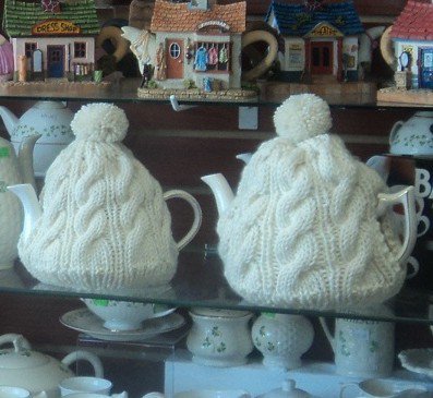 Aran Sweater Tea Cozy for 6 to 10 Cup Teapot