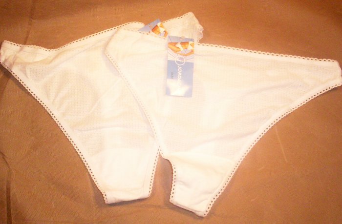 2 Pair Ladies "G" string Bikini Panties, Size M, NWT, Item # 05-001001060008