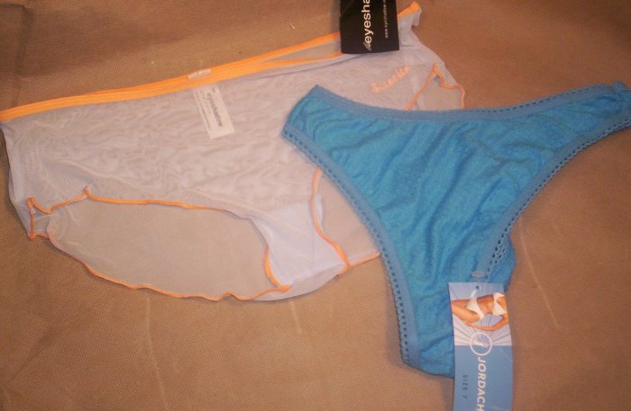 2 Pair Ladies "G" string Bikini Panties, Size S, NWT, Item # 05-001001060020