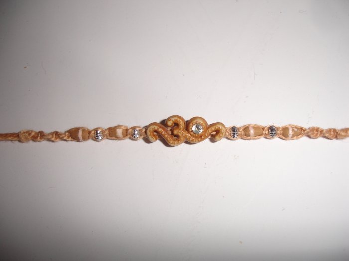 Rakhi025