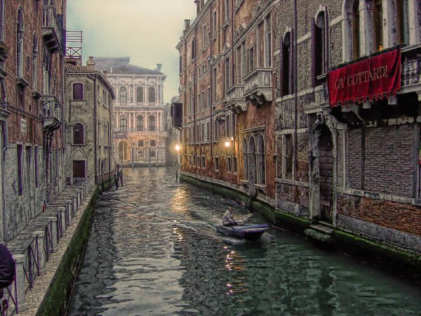 CANAL BOATER