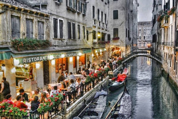 DINING ON THE CANAL