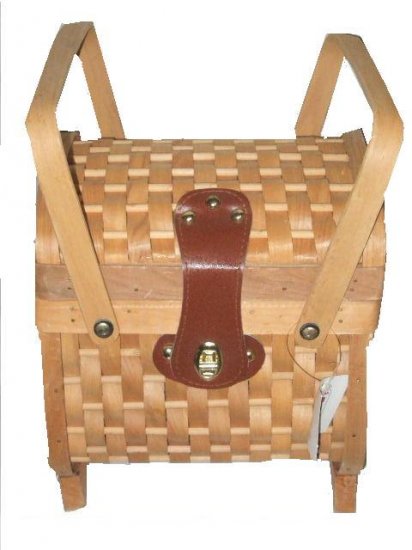 Wooden Picnic Basket Cloth Lined