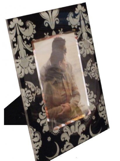 Glass Photo Frame Black and White Mirror and Scroll