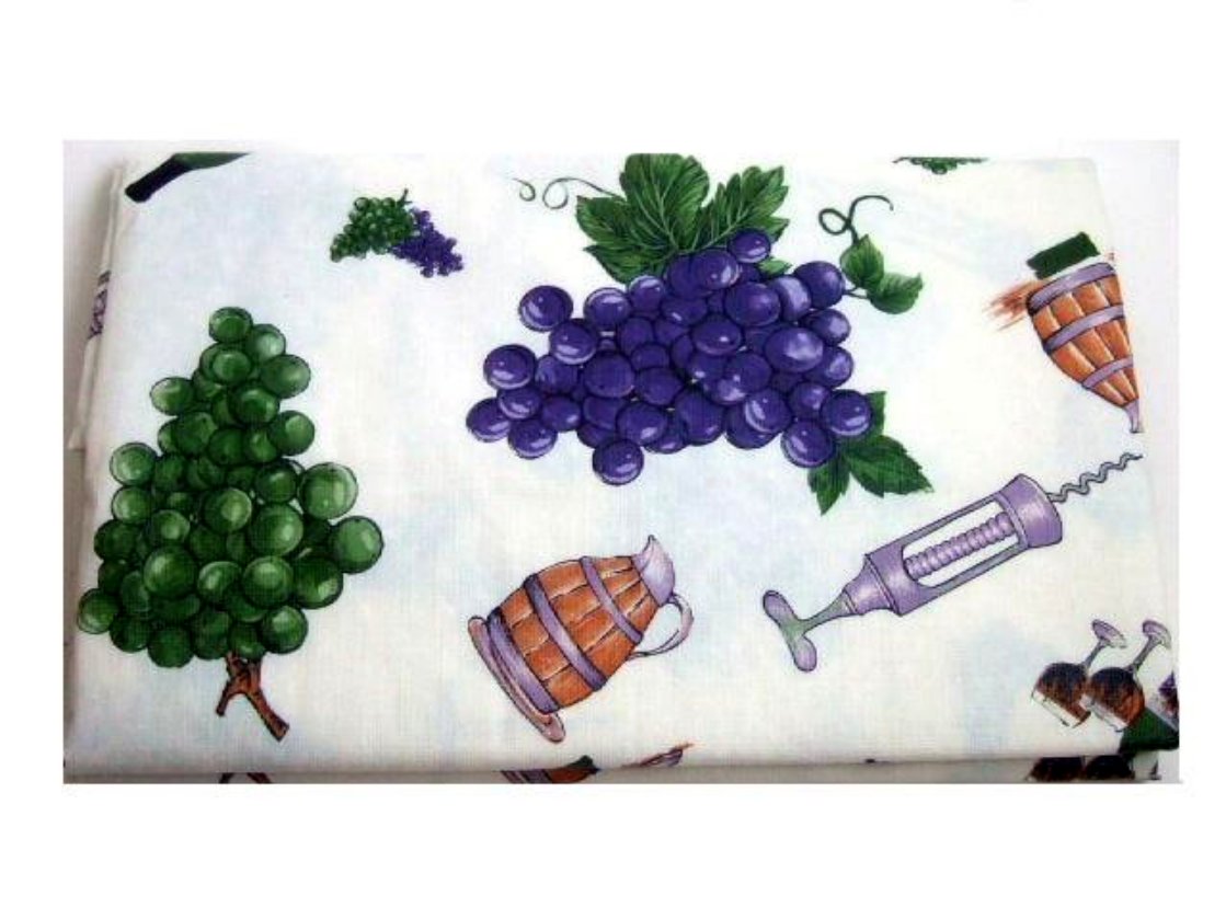 Tuscan Tablecloth Wine and Grapes