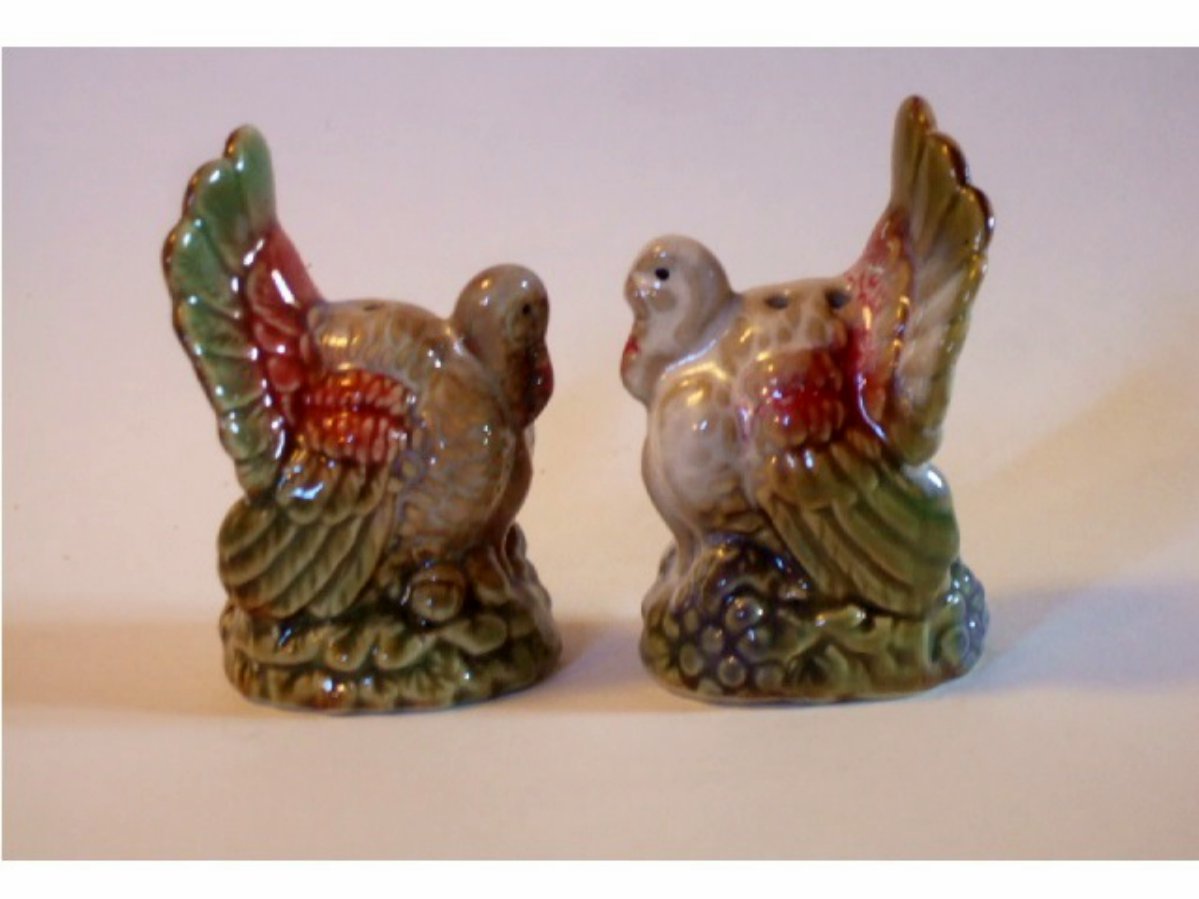 Thanksgiving Turkey Salt Pepper Shakers Set
